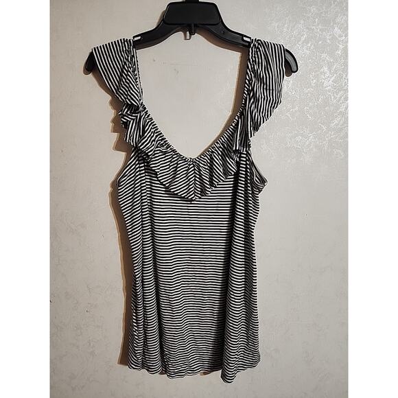 Torrid Black White Striped Sleeveless Top Ruffle Plus sz 2 Flowy Stretch - Picture 1 of 6